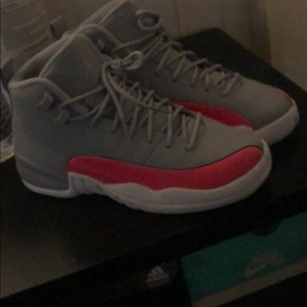 retro 12